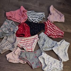 Lot of 14 -BabyGAP Kids Underwear Set in Pink, Gray, and White 2 to 3 yrs old